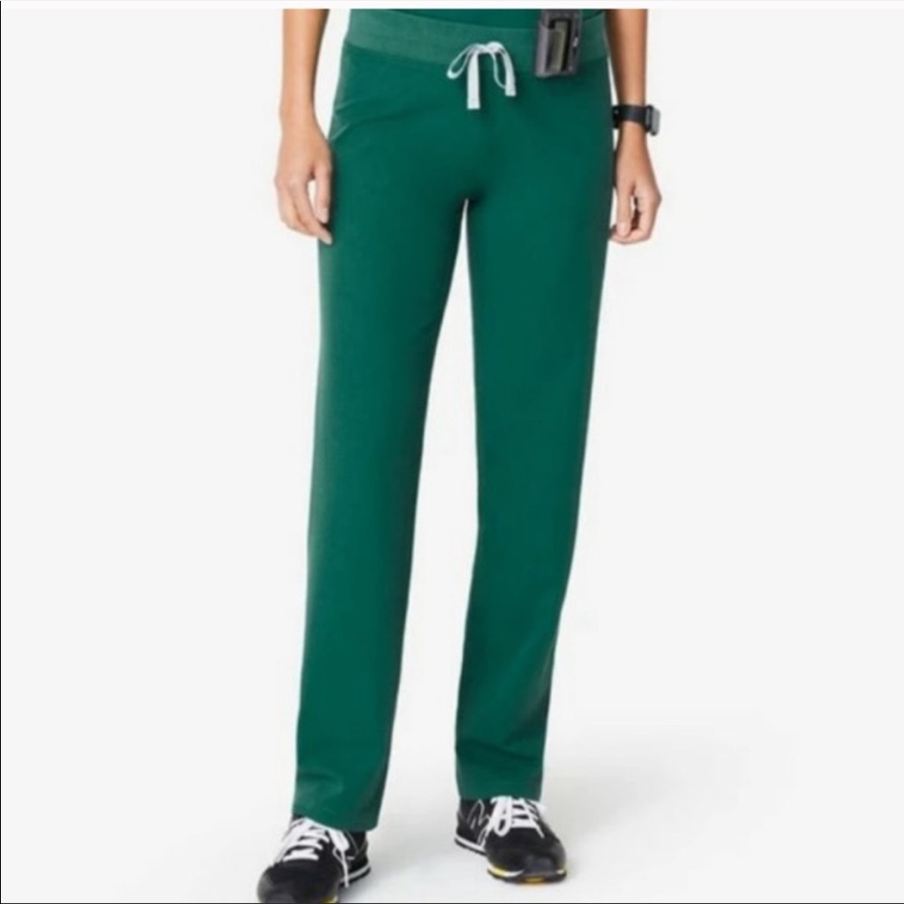 XS hunter green figs set - Livingston cut